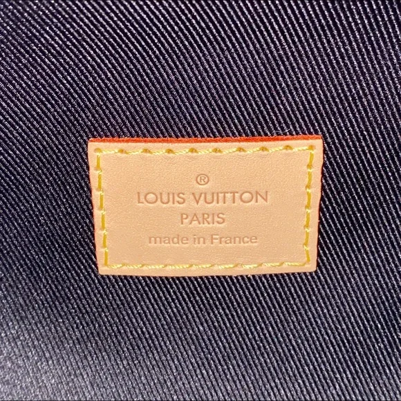 🦸‍♂️🦸‍♂️🦸‍♂️Authentic Louis Vuitton Bumbag League Of Legends Capsule Collec… - Picture 10 of 12